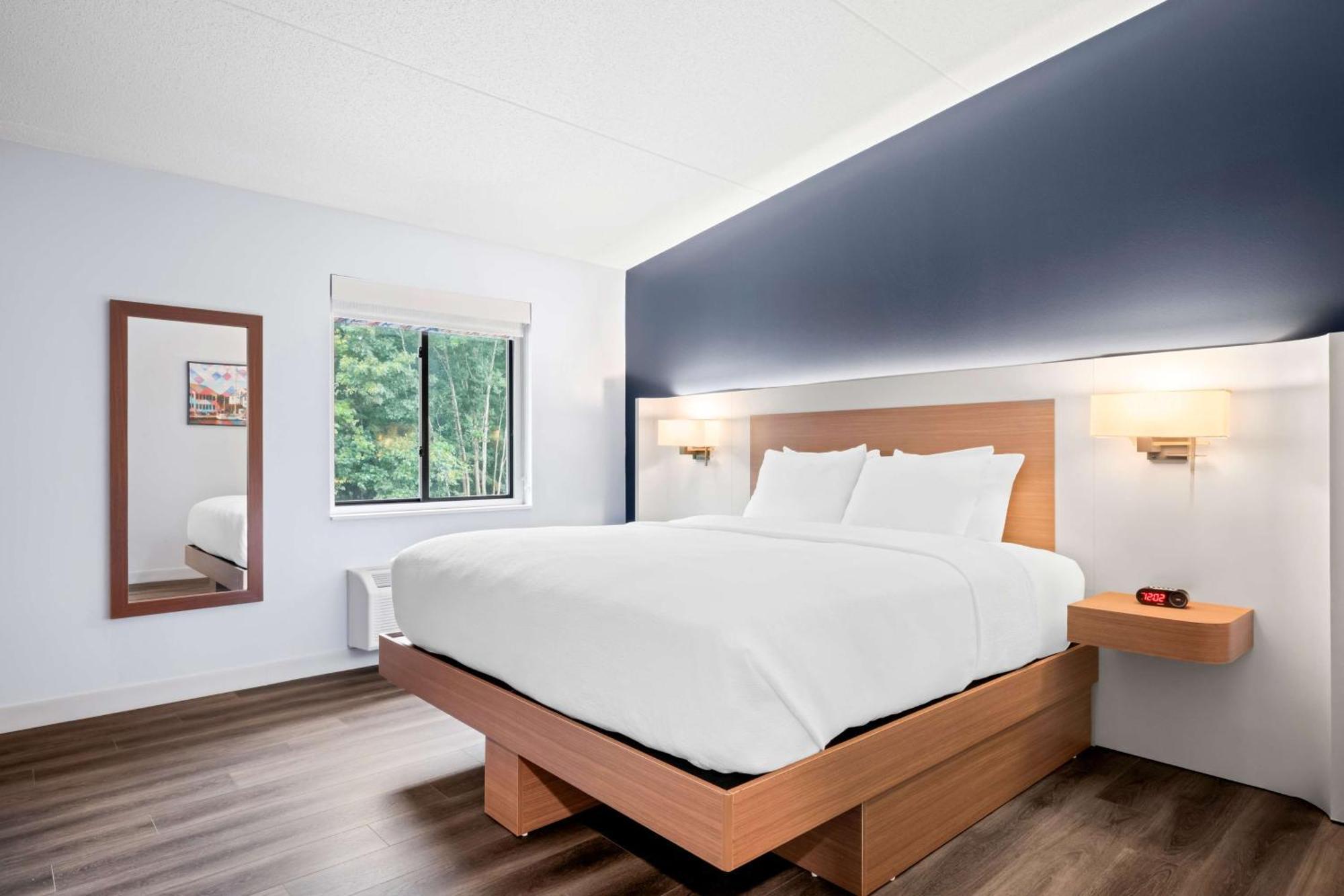 Best Western Niantic - New London, Mystic Area Bagian luar foto