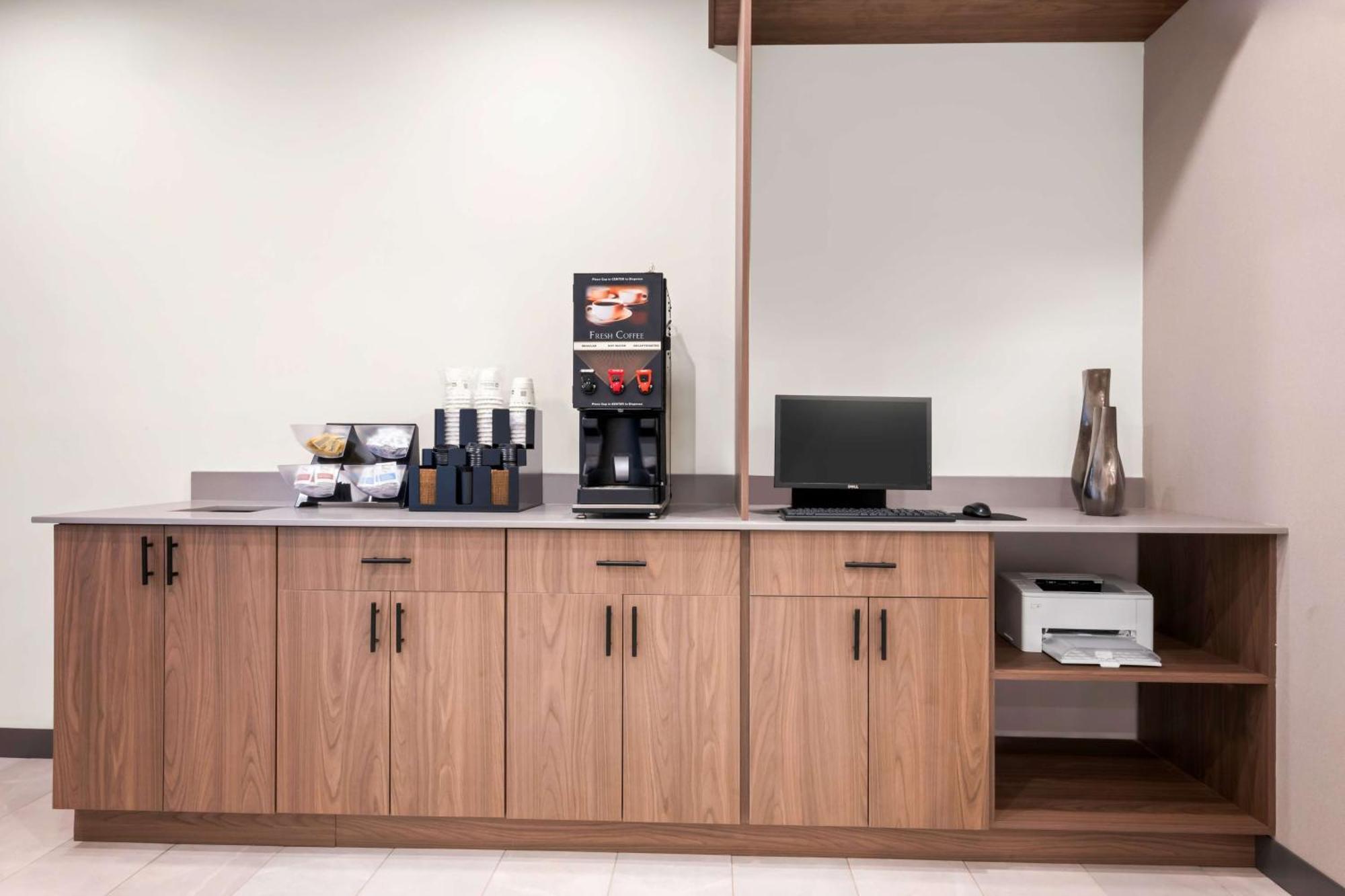 Best Western Niantic - New London, Mystic Area Bagian luar foto