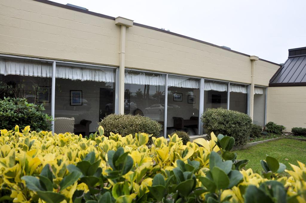 Best Western Niantic - New London, Mystic Area Bagian luar foto